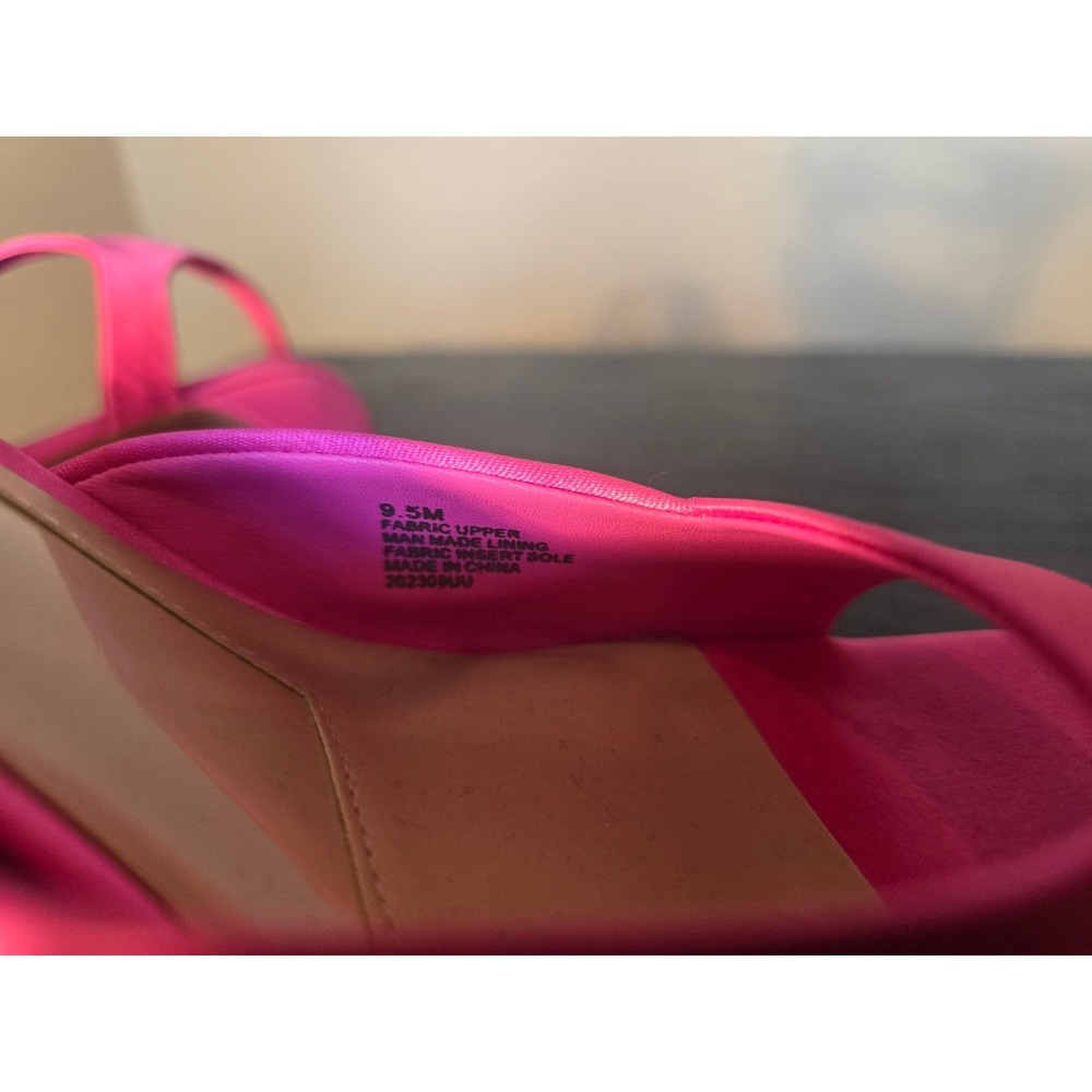 Giani Bernini hot pink barbie, super model, cosplay, costume platform heels - Picture 7 of 10